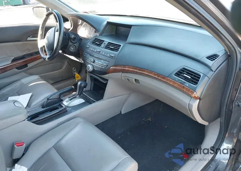 2011 Honda Accord 3.5 Ex-L z USA, uszkodzony, nr VIN 1HGCP3F89BA010757